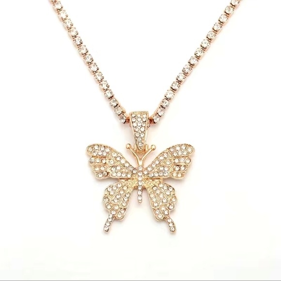 💎✨ Shiny Exquisite Rhinestones Butterfly Chain Necklace - Picture 3 of 4